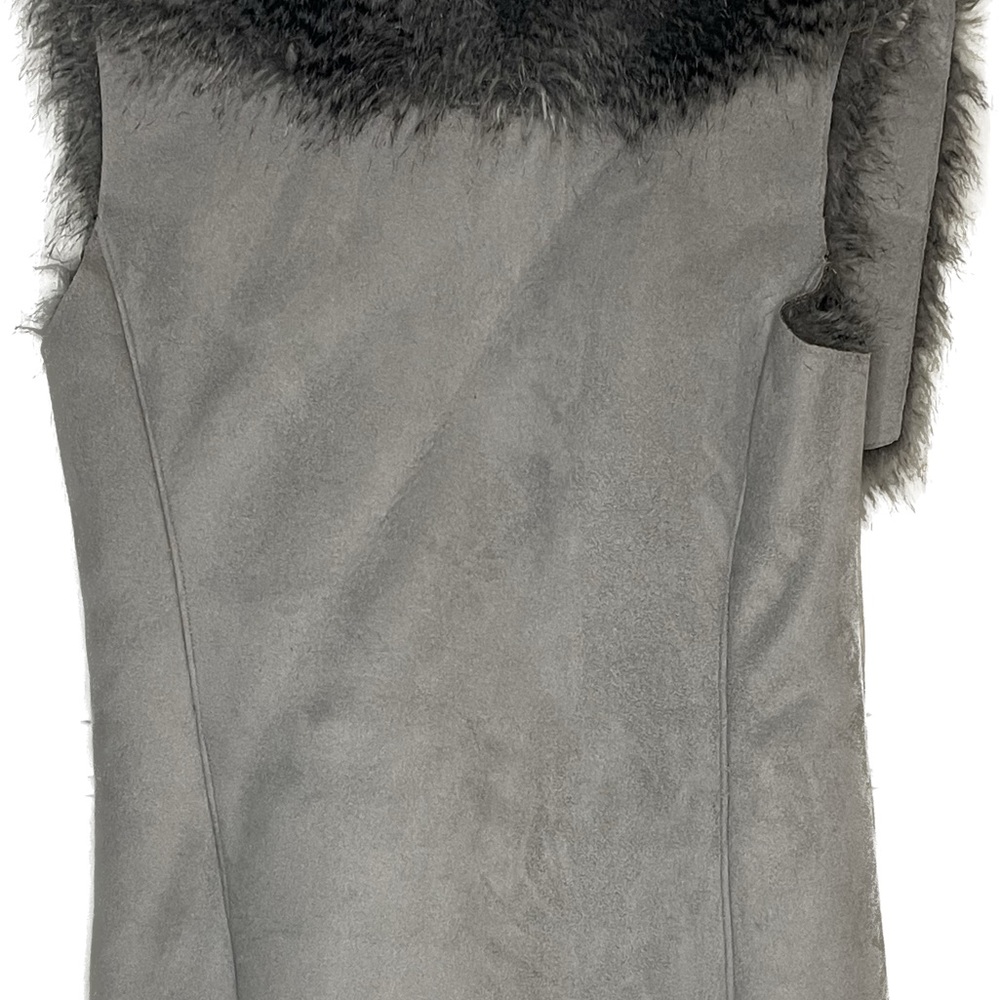 Ladies Cremeux Suede and Fur Vest- Small - Picture 2 of 4